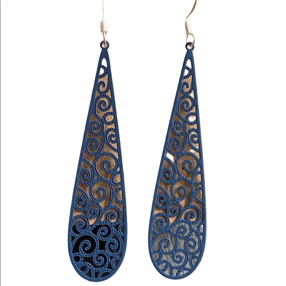Navy Blue Cutout Metal Elongated Teardrop Design Earrings - Picture 5 of 5